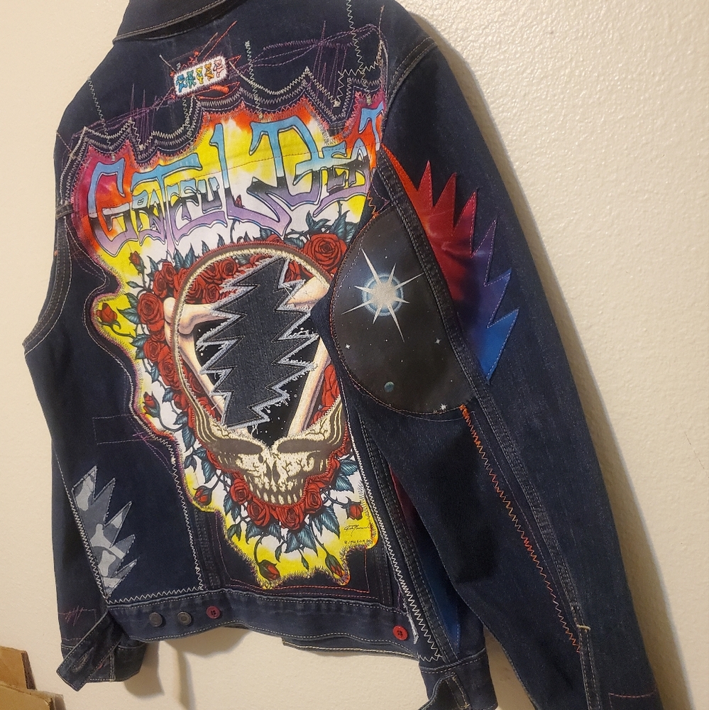 Levi's Grateful Dead Type 3 Trucker Jacket + Liquid Blue Steal Your Space Patch - Picture 16 of 17